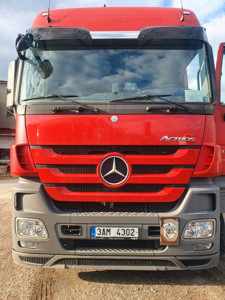 Mercedes-Benz Actros 1844 - Dragbil: bild 1 Mercedes-Benz Actros 1844 - Dragbil: bild 1