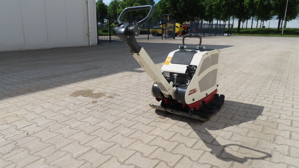 Dynapac DRP 25 D - Vibroplatta: bild 2 Dynapac DRP 25 D - Vibroplatta: bild 2