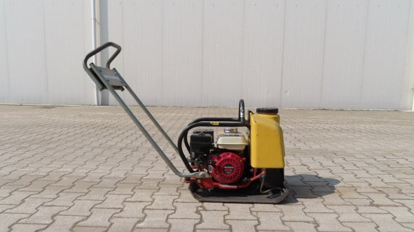 Dynapac LF 70 - Vibroplatta: bild 1 Dynapac LF 70 - Vibroplatta: bild 1