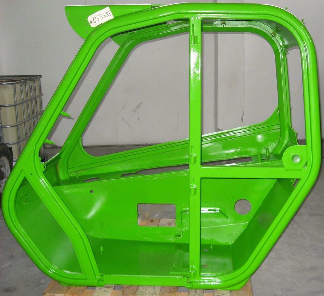 Merlo CAB Nr. 053587 - Hytt för Teleskoplastar: bild 1 Merlo CAB Nr. 053587 - Hytt för Teleskoplastar: bild 1