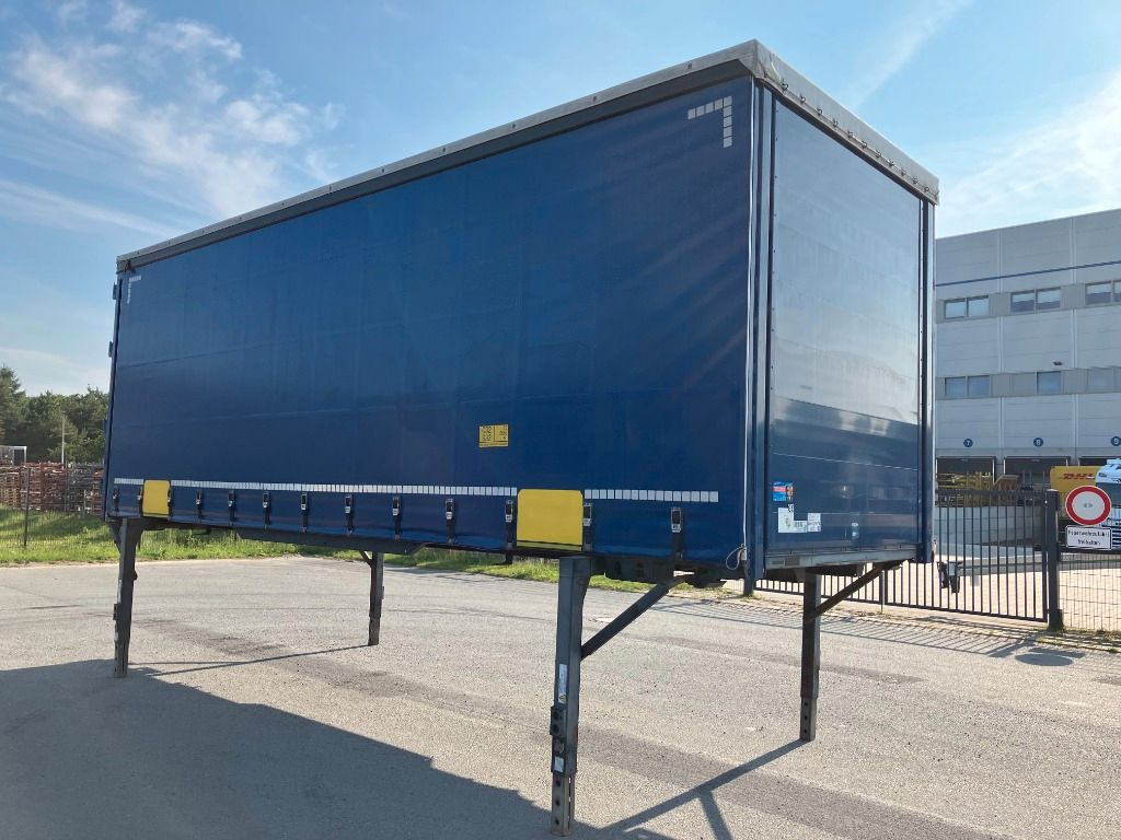 Kögel Wechselbrücke Plane - Kapell växelflak: bild 2 Kögel Wechselbrücke Plane - Kapell växelflak: bild 2