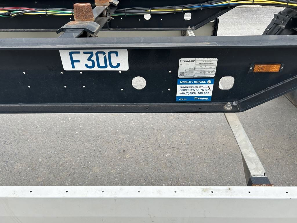 Krone 2 Achswechselfahrgestell, Typ: MAXI AZW 18 eL3B7 - Containersläp/ Växelflaksläp: bild 3 Krone 2 Achswechselfahrgestell, Typ: MAXI AZW 18 eL3B7 - Containersläp/ Växelflaksläp: bild 3