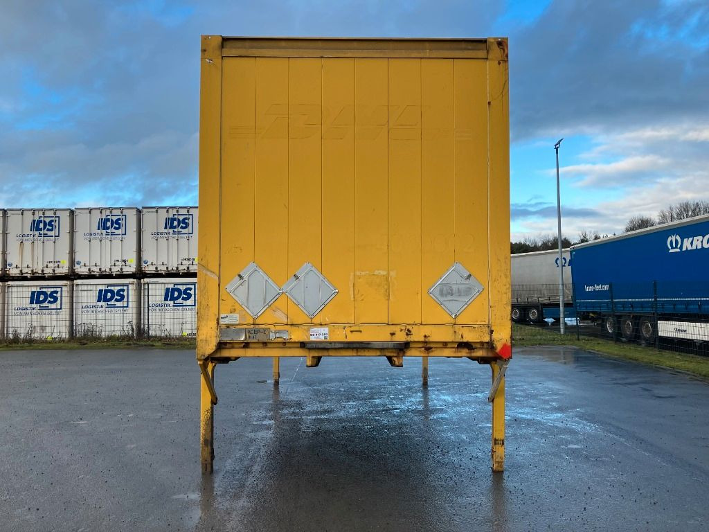 Krone Wechselbrücke Pritsche - Flakbyggnation: bild 3 Krone Wechselbrücke Pritsche - Flakbyggnation: bild 3