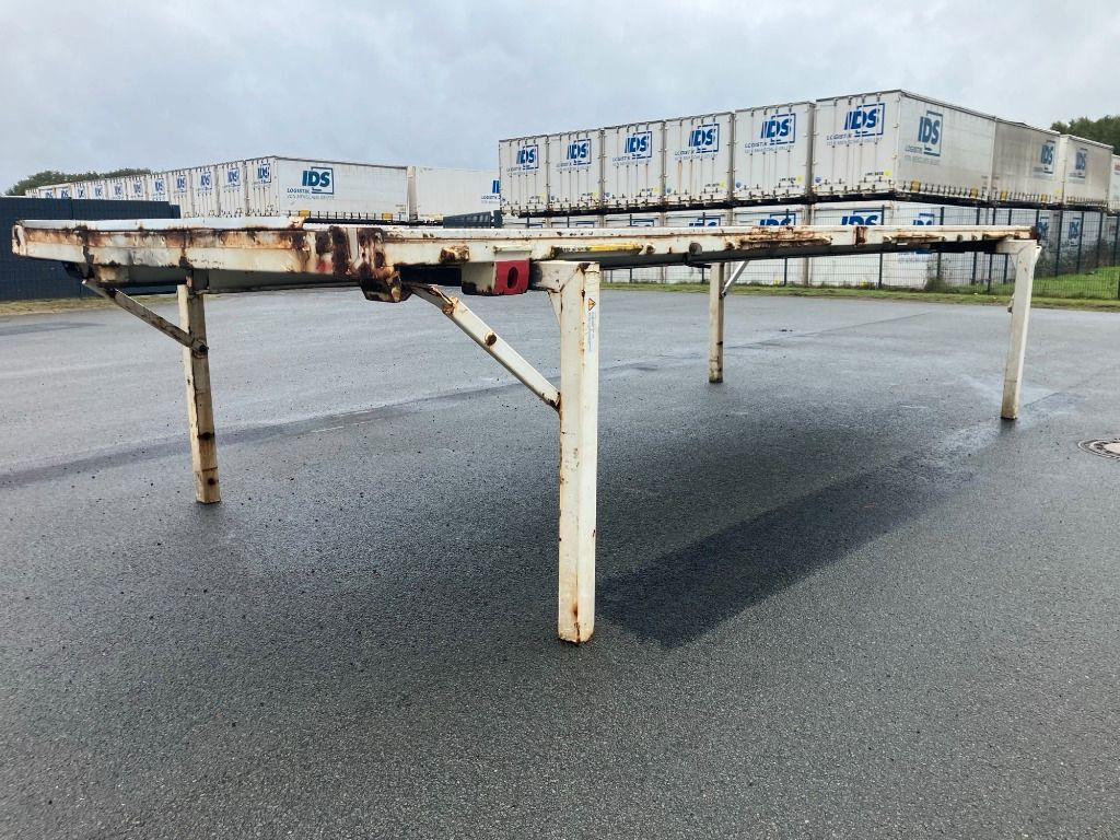 Krone Wechselbrücke Pritsche - Flakbyggnation: bild 2 Krone Wechselbrücke Pritsche - Flakbyggnation: bild 2