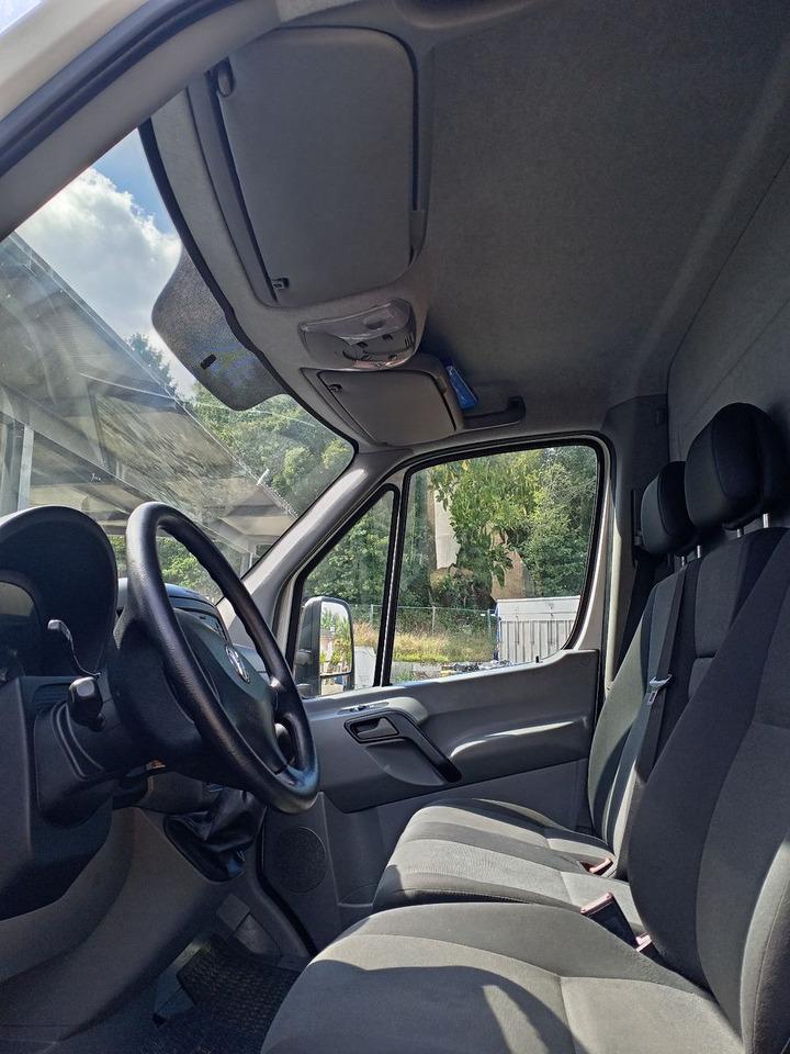 Volymskåp Volkswagen Crafter 50 Koffer 2.0 TDI LR 120 kW Diesel: bild 15