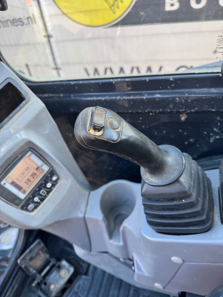 Kubota U 36-4 - Minigrävmaskin: bild 5 Kubota U 36-4 - Minigrävmaskin: bild 5