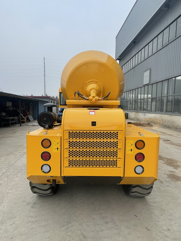 QINGDAO PROMISING 3.5CBM Concrete Mixer Truck with Self-Loading Bucket CML350 - Betongbil: bild 4 QINGDAO PROMISING 3.5CBM Concrete Mixer Truck with Self-Loading Bucket CML350 - Betongbil: bild 4