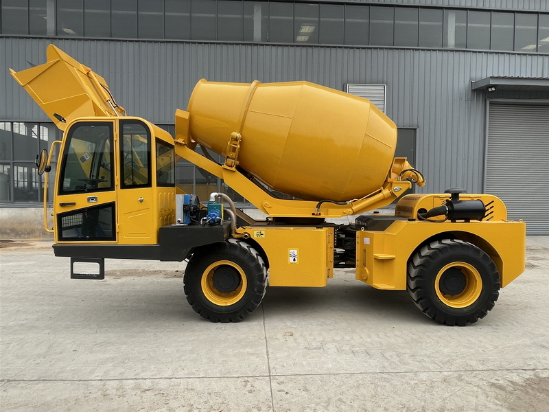 QINGDAO PROMISING 3.5CBM Concrete Mixer Truck with Self-Loading Bucket CML350 - Betongbil: bild 1 QINGDAO PROMISING 3.5CBM Concrete Mixer Truck with Self-Loading Bucket CML350 - Betongbil: bild 1