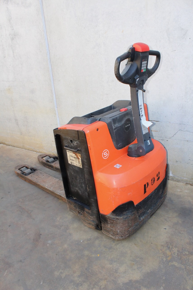 BT LWE 200 - Låglyftar: bild 1 BT LWE 200 - Låglyftar: bild 1