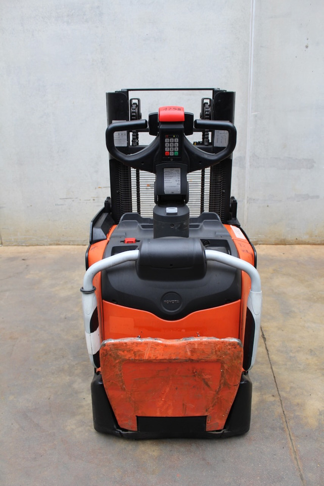 BT SPE 200 DN - Staplare: bild 5 BT SPE 200 DN - Staplare: bild 5