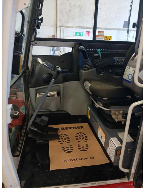 Takeuchi TB 290 - Minigrävmaskin: bild 5 Takeuchi TB 290 - Minigrävmaskin: bild 5