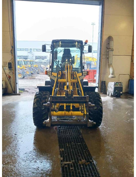 Yanmar V80-5 - Kompaktlastare/ Slirstyrda lastare: bild 3 Yanmar V80-5 - Kompaktlastare/ Slirstyrda lastare: bild 3