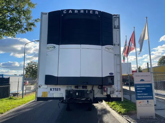 Van Eck UT-3B Steering axle 260 cm insteek Frigo carrier vector UT-3B H= 260 W= 250cm - Kyl/ Frys semitrailer: bild 2 Van Eck UT-3B Steering axle 260 cm insteek Frigo carrier vector UT-3B H= 260 W= 250cm - Kyl/ Frys semitrailer: bild 2