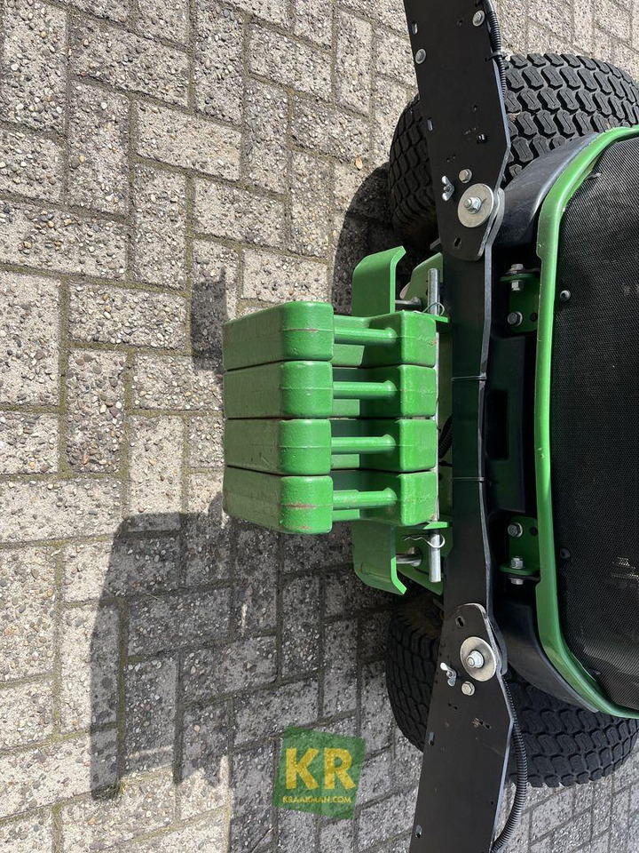 1585 John Deere - Gräsklippare: bild 5 1585 John Deere - Gräsklippare: bild 5