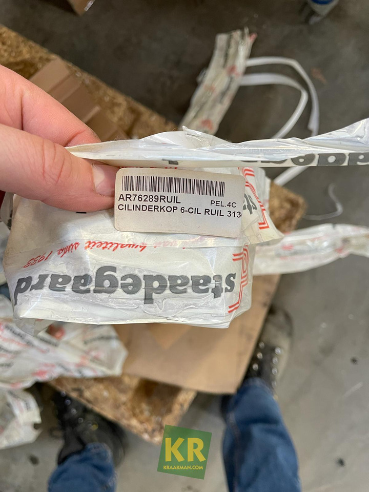 Cilinderkop John Deere - Huvudenhet för Lantbruksmaskiner: bild 4 Cilinderkop John Deere - Huvudenhet för Lantbruksmaskiner: bild 4