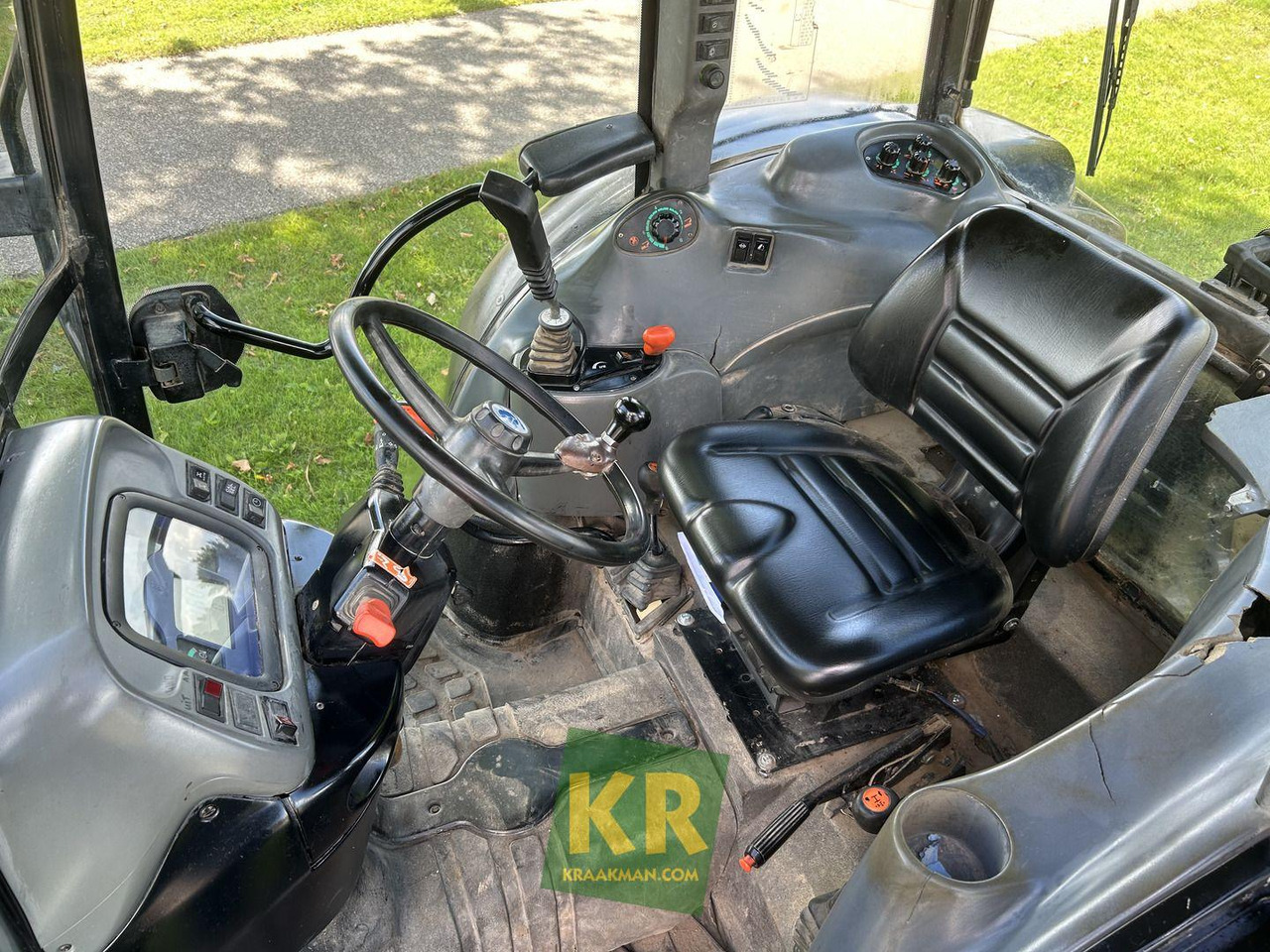 TN75S New Holland - Traktor: bild 5 TN75S New Holland - Traktor: bild 5