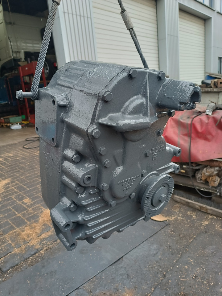 MERCEDES-BENZ SKRZYNIA ROZDZIELCZA REDUKTOR VG900 4x4 SK 1824 1827 - Svängmotor: bild 3 MERCEDES-BENZ SKRZYNIA ROZDZIELCZA REDUKTOR VG900 4x4 SK 1824 1827 - Svängmotor: bild 3