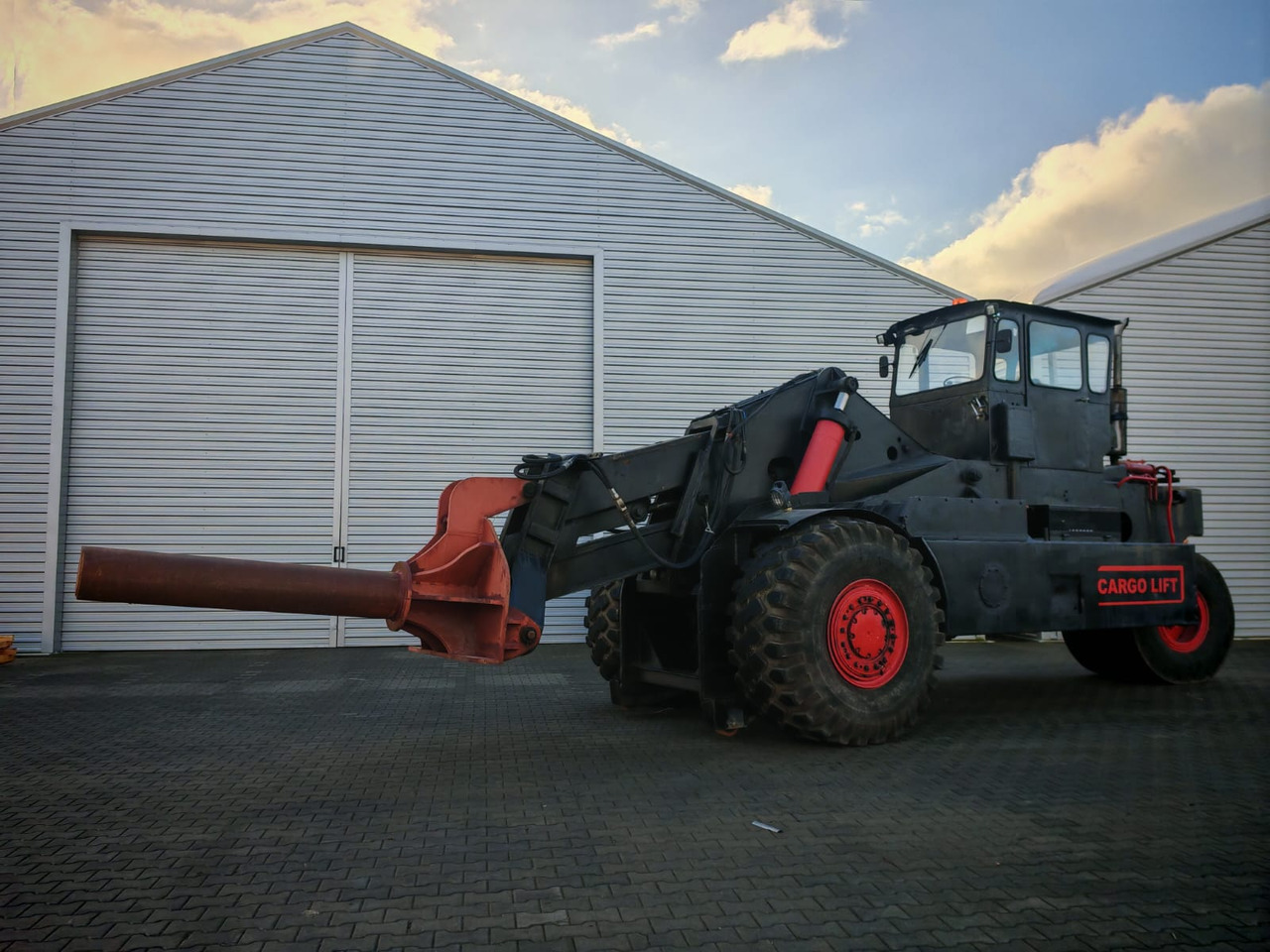 WÓZEK TELESKOPOWY FT40 WAGNER - Materialhanteringsutrustning: bild 1 WÓZEK TELESKOPOWY FT40 WAGNER - Materialhanteringsutrustning: bild 1