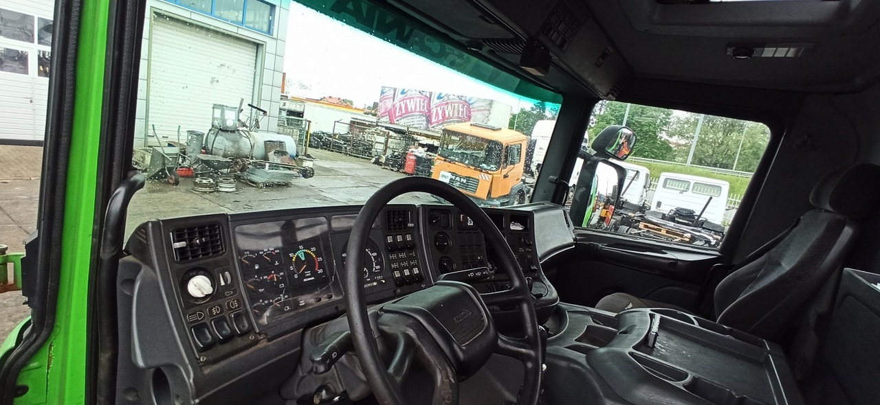 SCANIA P124 360 6x6 - Chassi lastbil: bild 4 SCANIA P124 360 6x6 - Chassi lastbil: bild 4