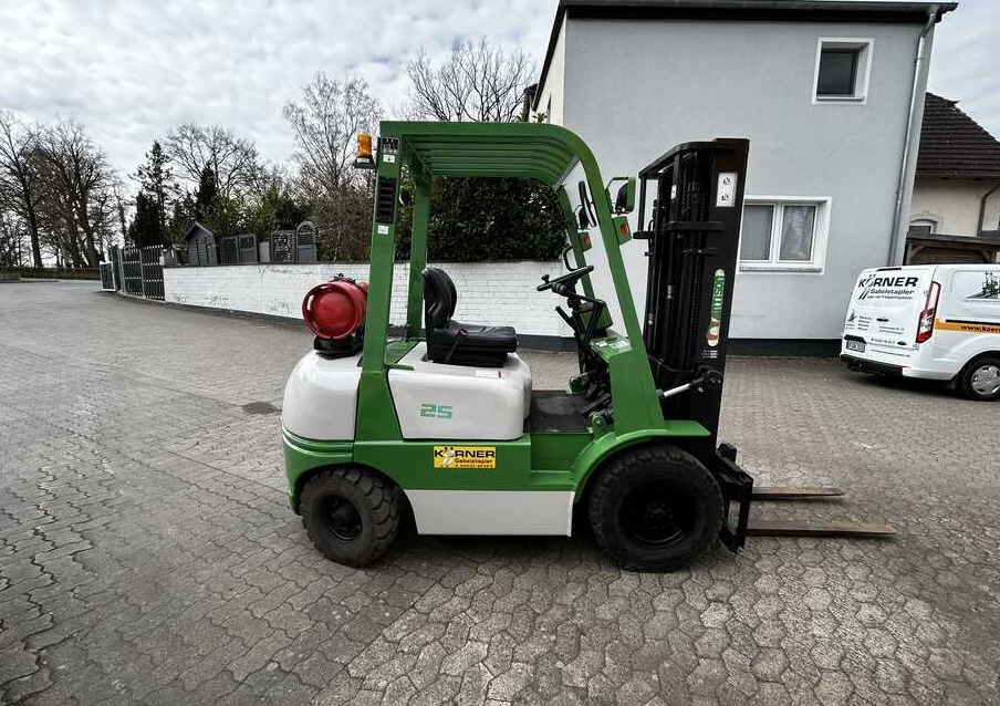 Artison FG25.48 - Gasoltruck: bild 4 Artison FG25.48 - Gasoltruck: bild 4