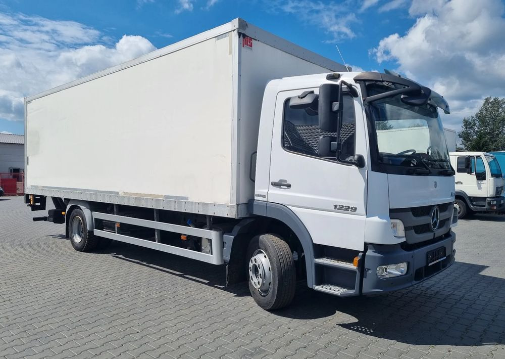 Mercedes-Benz Atego 1224 - Kylbil lastbil: bild 2 Mercedes-Benz Atego 1224 - Kylbil lastbil: bild 2