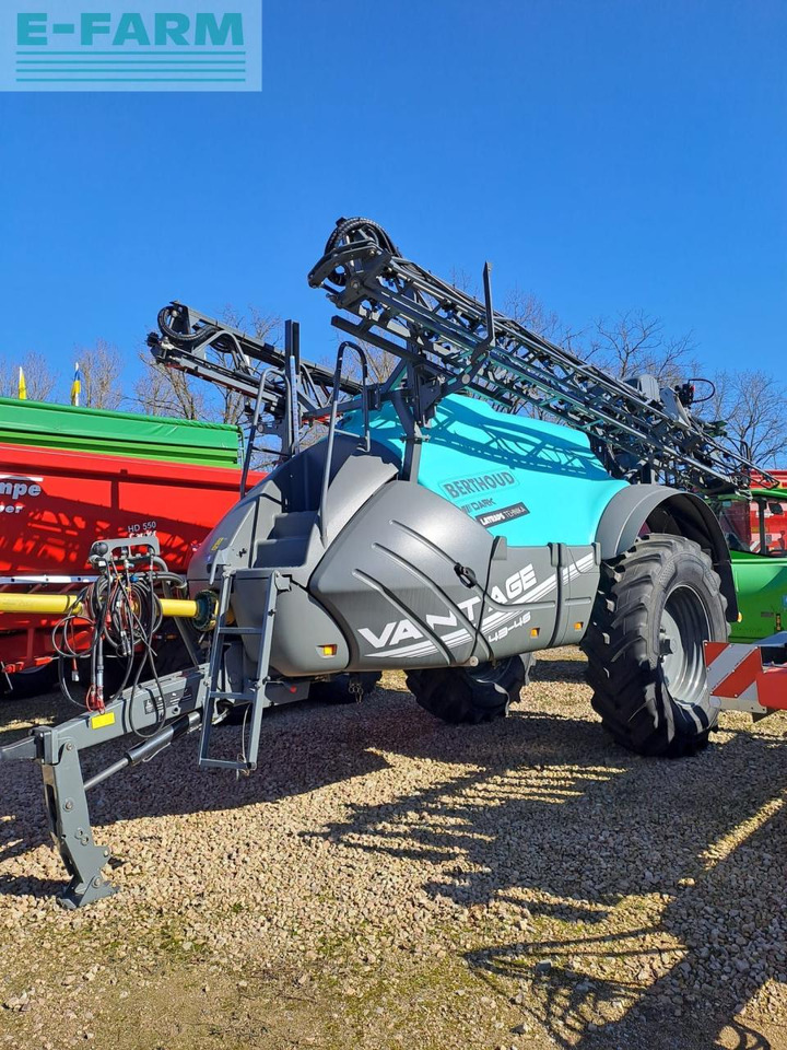 Berthoud VANTAGE 43-46 AX 24 - Bogserad spruta: bild 1 Berthoud VANTAGE 43-46 AX 24 - Bogserad spruta: bild 1