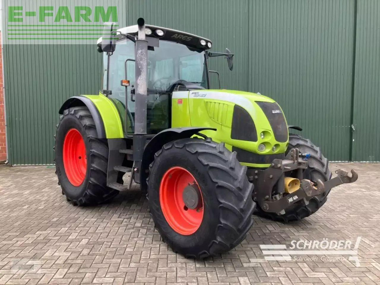 CLAAS ares 697 atz ATZ - Traktor: bild 1 CLAAS ares 697 atz ATZ - Traktor: bild 1