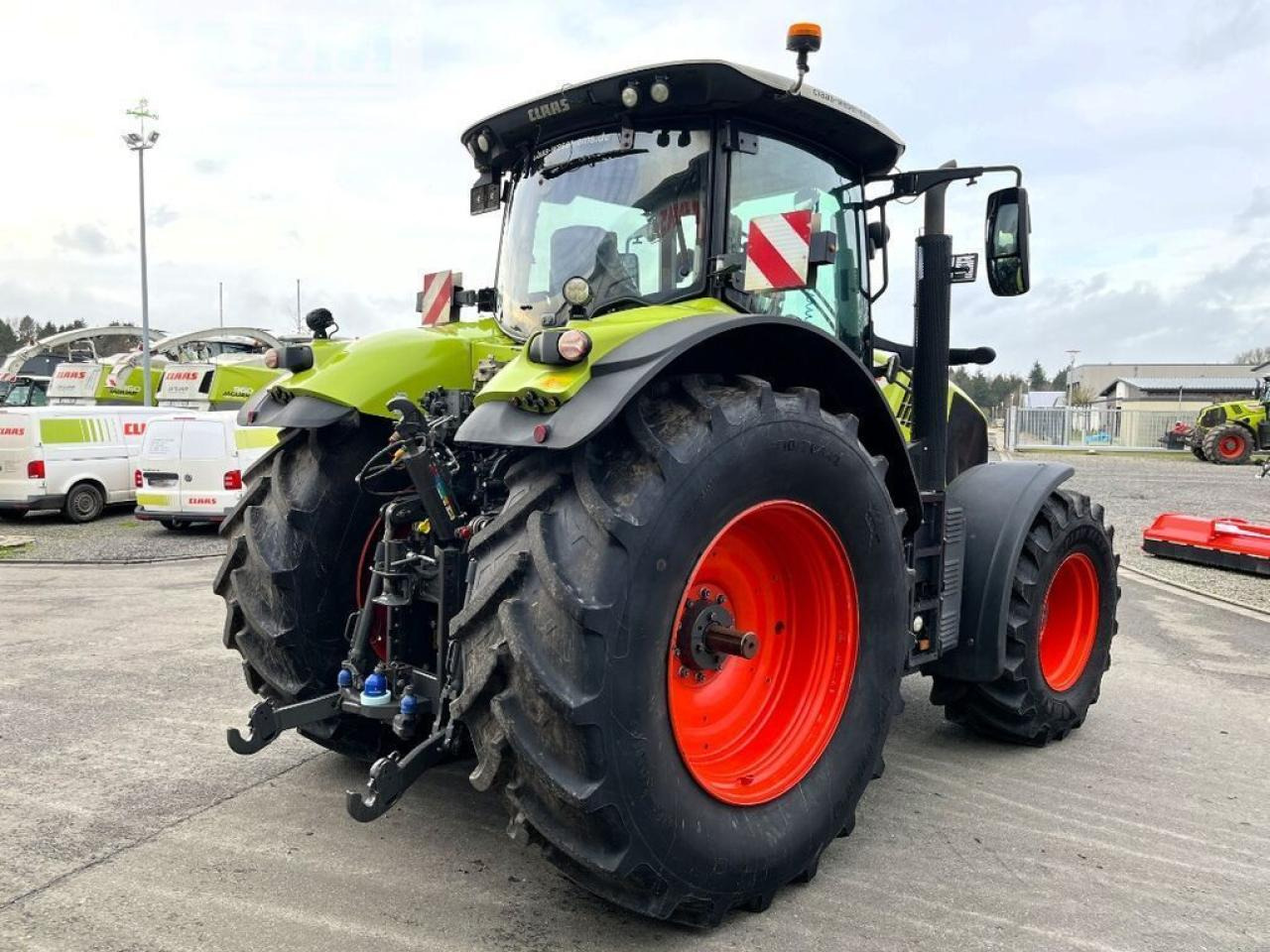 CLAAS axion 810 cmatic cebis CMATIC CEBIS - Traktor: bild 5 CLAAS axion 810 cmatic cebis CMATIC CEBIS - Traktor: bild 5