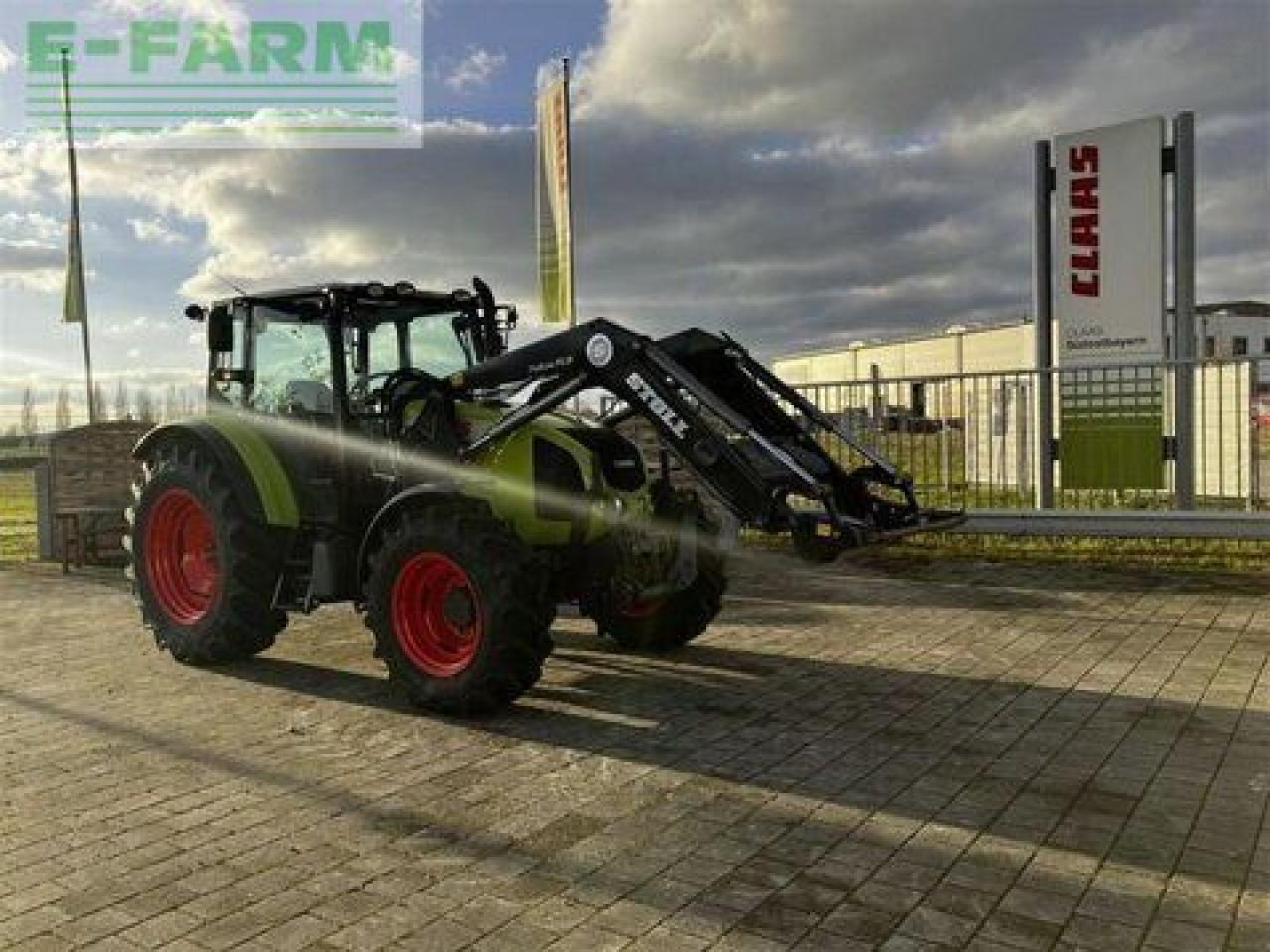 CLAAS axos 320 cl CL - Traktor: bild 1 CLAAS axos 320 cl CL - Traktor: bild 1