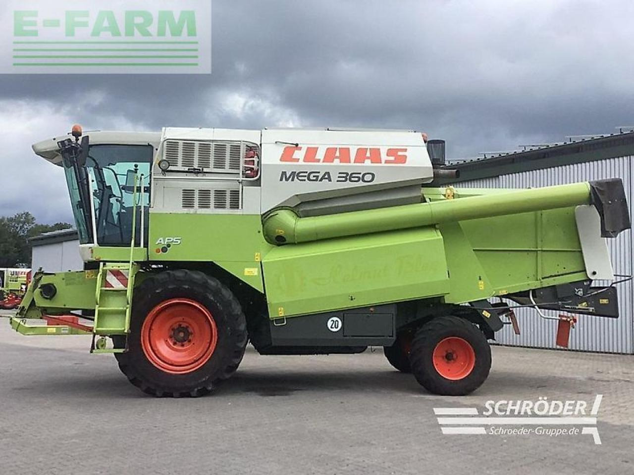 CLAAS dominator 360 mega + c 600 schneidwerk - Skördetröska: bild 2 CLAAS dominator 360 mega + c 600 schneidwerk - Skördetröska: bild 2
