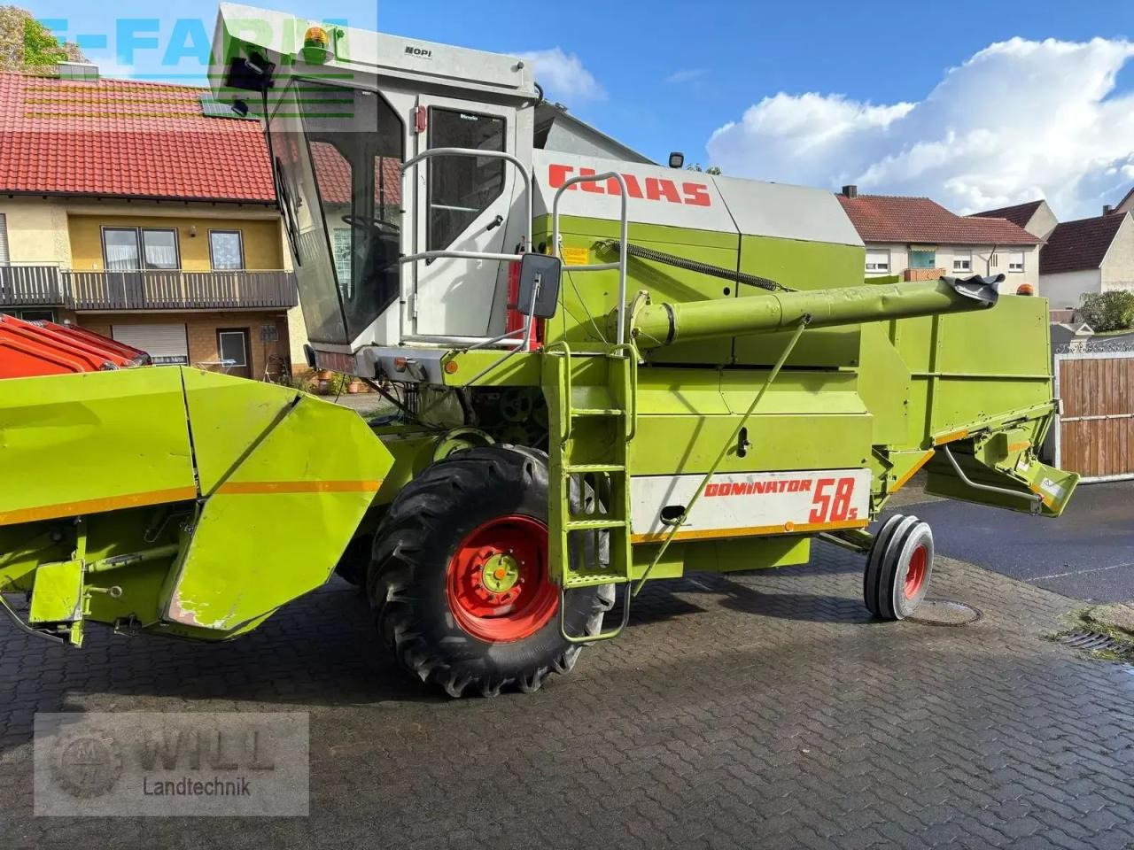 CLAAS dominator 58 s - Skördetröska: bild 1 CLAAS dominator 58 s - Skördetröska: bild 1