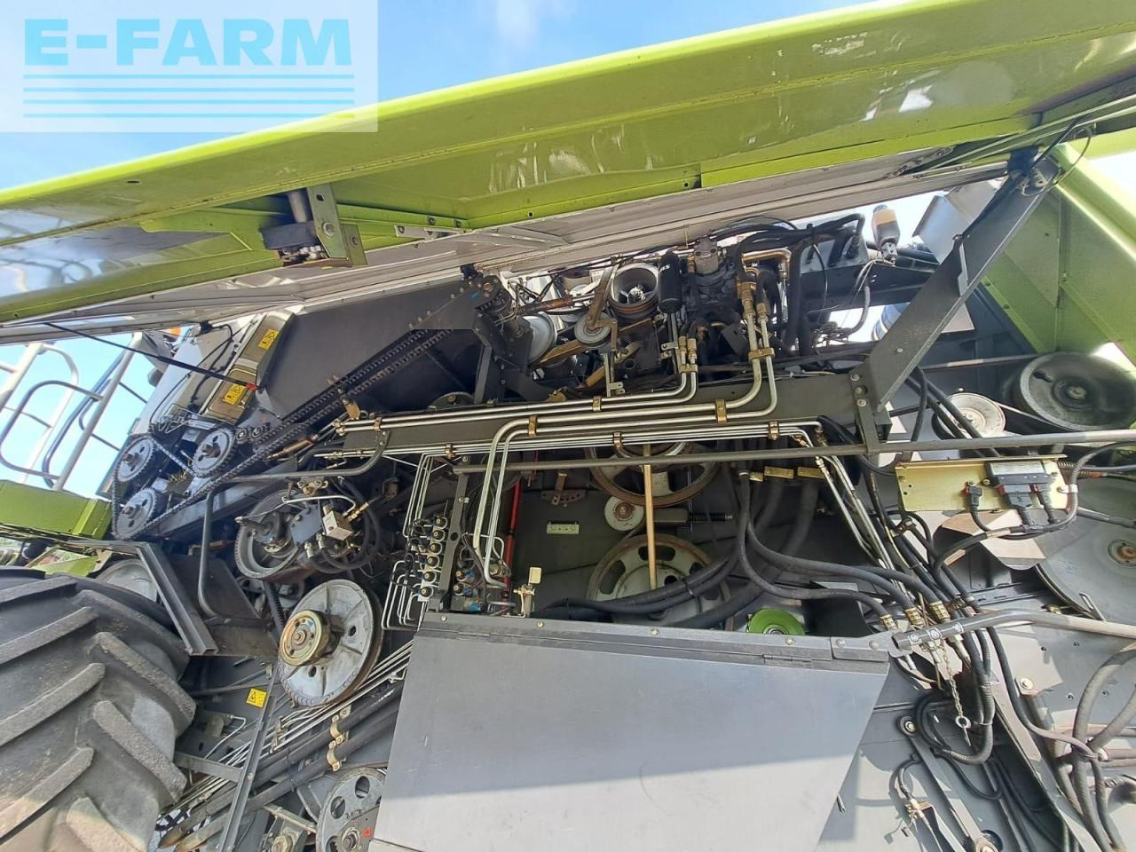 CLAAS lexion 550 - Skördetröska: bild 2 CLAAS lexion 550 - Skördetröska: bild 2