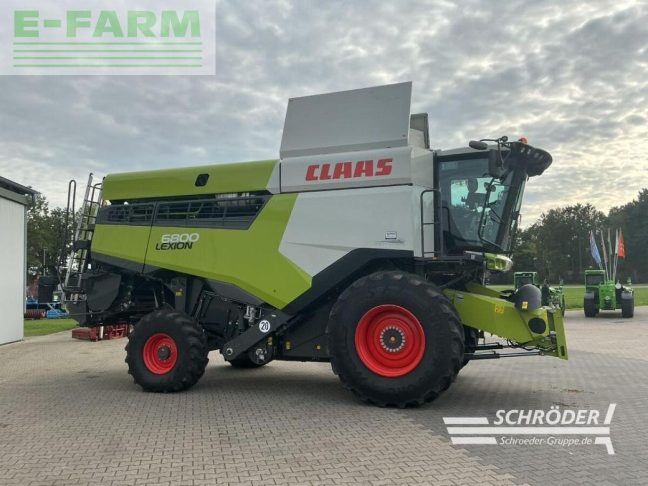CLAAS lexion 6800 + vario 1080 (inkl. raps) - Skördetröska: bild 4 CLAAS lexion 6800 + vario 1080 (inkl. raps) - Skördetröska: bild 4