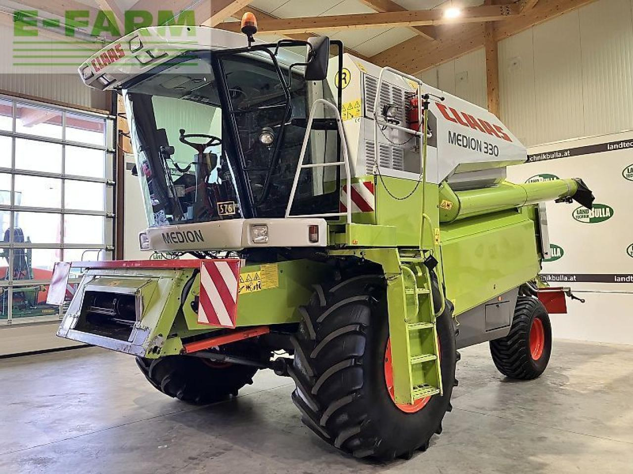 CLAAS medion 330 - Skördetröska: bild 1 CLAAS medion 330 - Skördetröska: bild 1