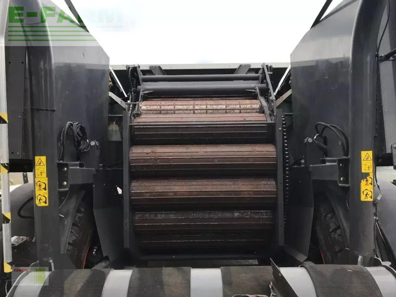 CLAAS rollant uniwrap 455(roto cut 25 messer) - Fyrkantspress: bild 4 CLAAS rollant uniwrap 455(roto cut 25 messer) - Fyrkantspress: bild 4