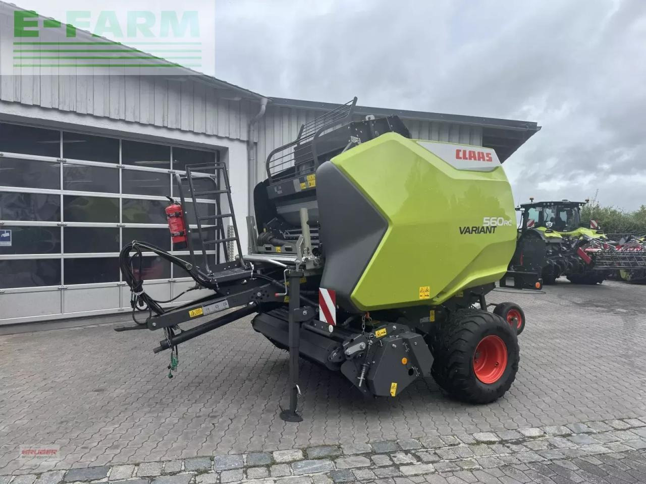 CLAAS variant 560 rc pro - Fyrkantspress: bild 1 CLAAS variant 560 rc pro - Fyrkantspress: bild 1