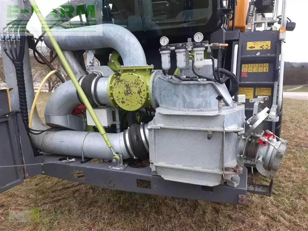 Självgående spruta CLAAS xerion 4000 saddle trac SADDLE TRAC: bild 12