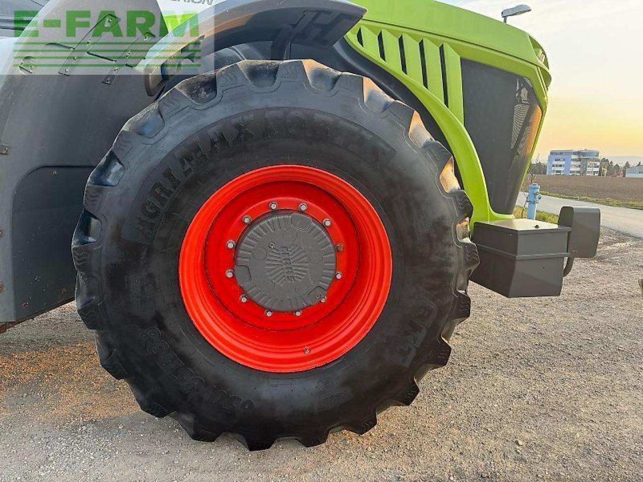 CLAAS xerion 5000 trac vc TRAC VC - Traktor: bild 5 CLAAS xerion 5000 trac vc TRAC VC - Traktor: bild 5