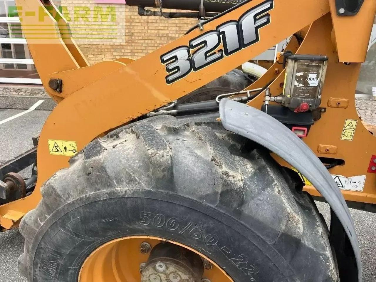 Case-IH 321 f - Minigrävmaskin: bild 2 Case-IH 321 f - Minigrävmaskin: bild 2