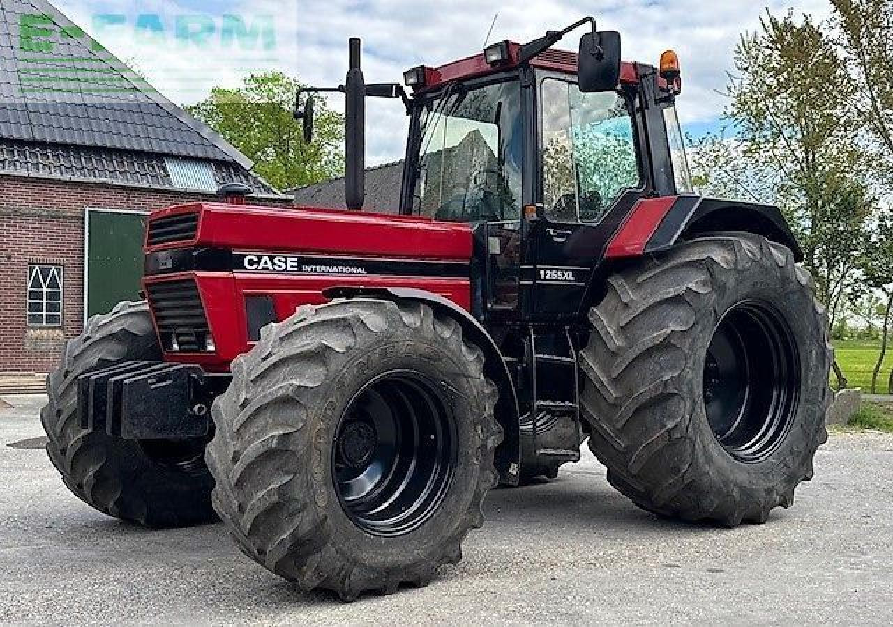 Case-IH ih 1255 xl - Traktor: bild 1 Case-IH ih 1255 xl - Traktor: bild 1