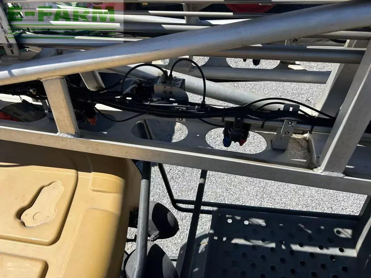 Challenger rg655 - Bogserad spruta: bild 4 Challenger rg655 - Bogserad spruta: bild 4