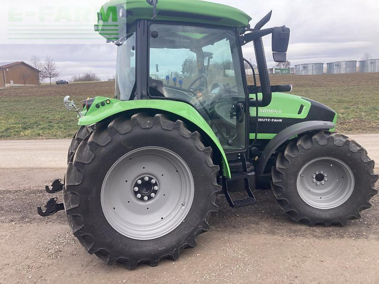 Deutz-Fahr 5090.4 g plus ls - Traktor: bild 3 Deutz-Fahr 5090.4 g plus ls - Traktor: bild 3