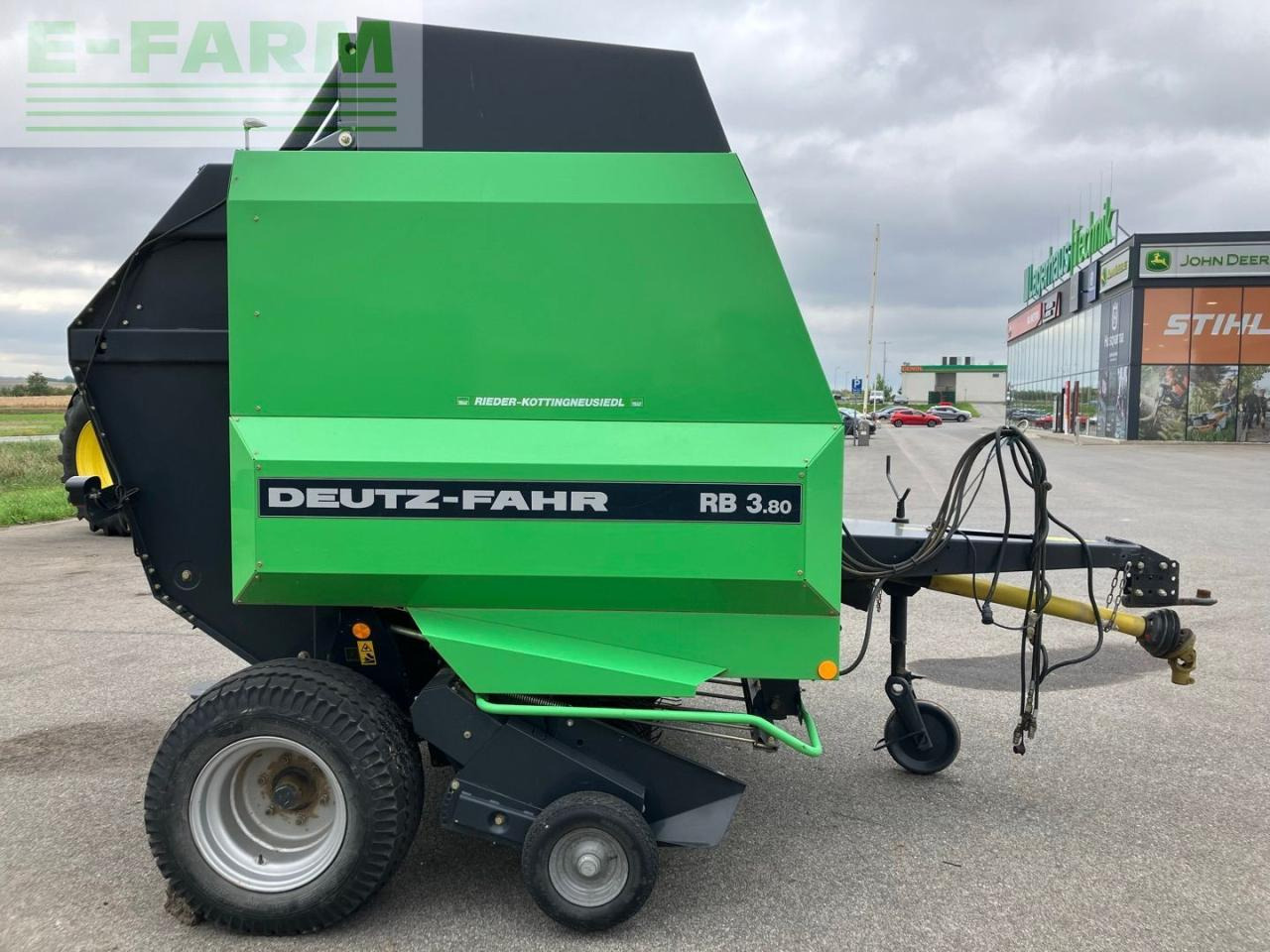 Deutz-Fahr RB 3.80 - Fyrkantspress: bild 5 Deutz-Fahr RB 3.80 - Fyrkantspress: bild 5