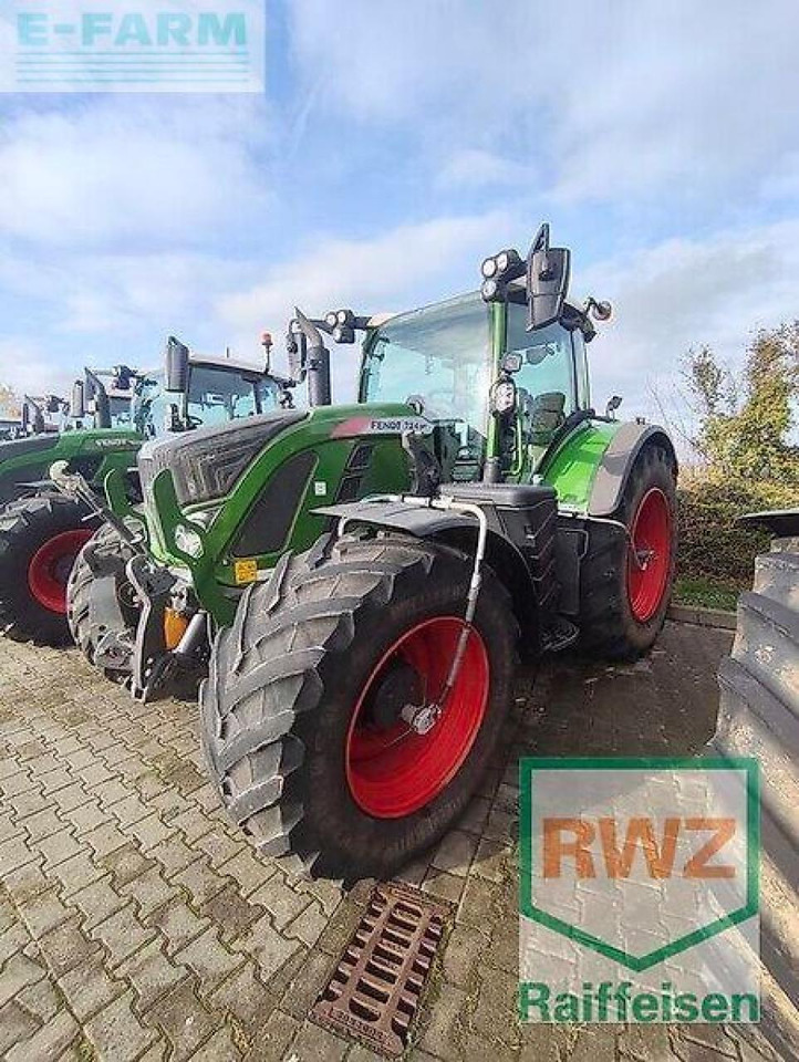 Fendt 724 - Traktor: bild 1 Fendt 724 - Traktor: bild 1