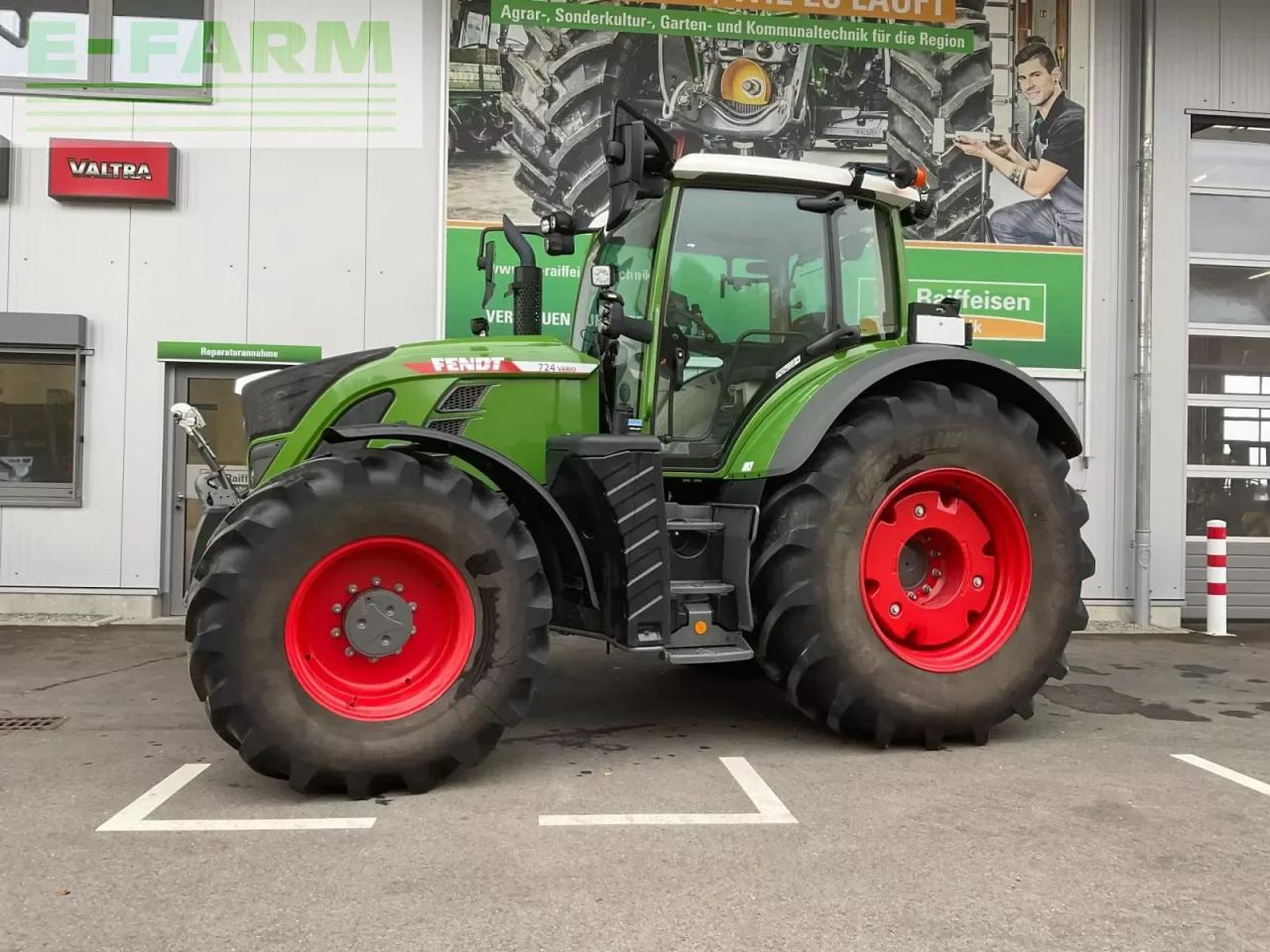 Fendt 724 gen6 power plus setting 2 - Traktor: bild 1 Fendt 724 gen6 power plus setting 2 - Traktor: bild 1
