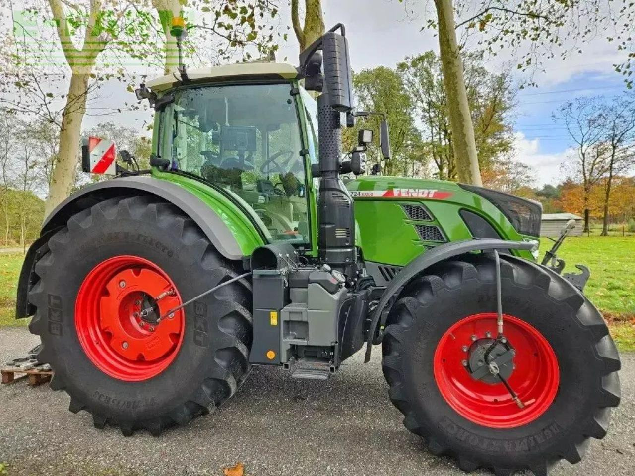 Fendt 724 vario 724 gen6 power plus reifendrucksystem rtk ( 718 720 72 - Traktor: bild 4 Fendt 724 vario 724 gen6 power plus reifendrucksystem rtk ( 718 720 72 - Traktor: bild 4