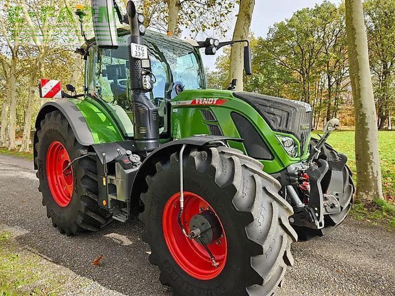 Fendt 724 vario 724 gen6 power plus reifendrucksystem rtk ( 718 720 722 ) - Traktor: bild 2 Fendt 724 vario 724 gen6 power plus reifendrucksystem rtk ( 718 720 722 ) - Traktor: bild 2