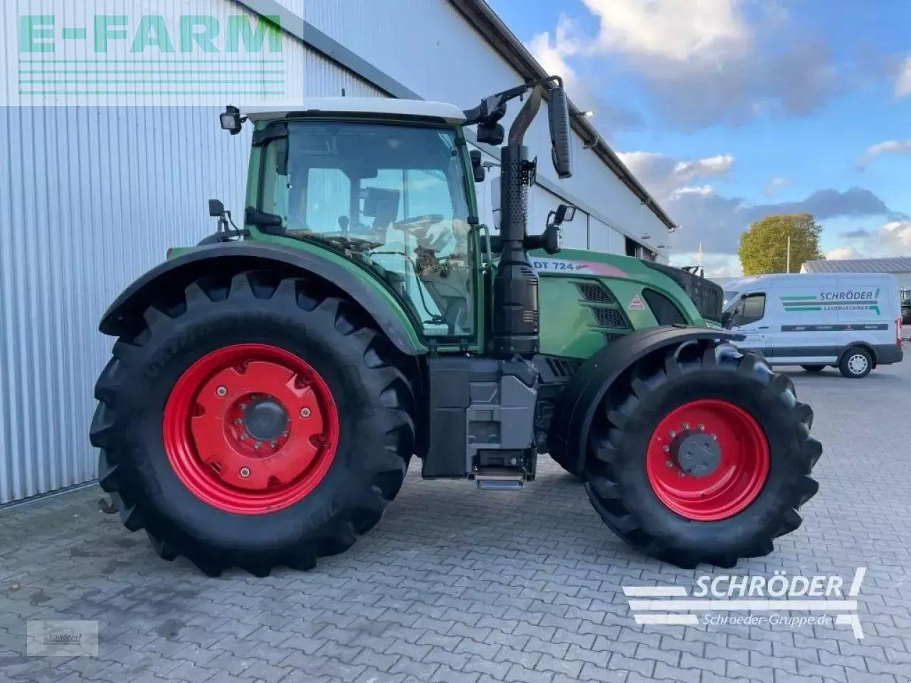 Fendt 724 vario s4 profi plus | rtk - Traktor: bild 2 Fendt 724 vario s4 profi plus | rtk - Traktor: bild 2