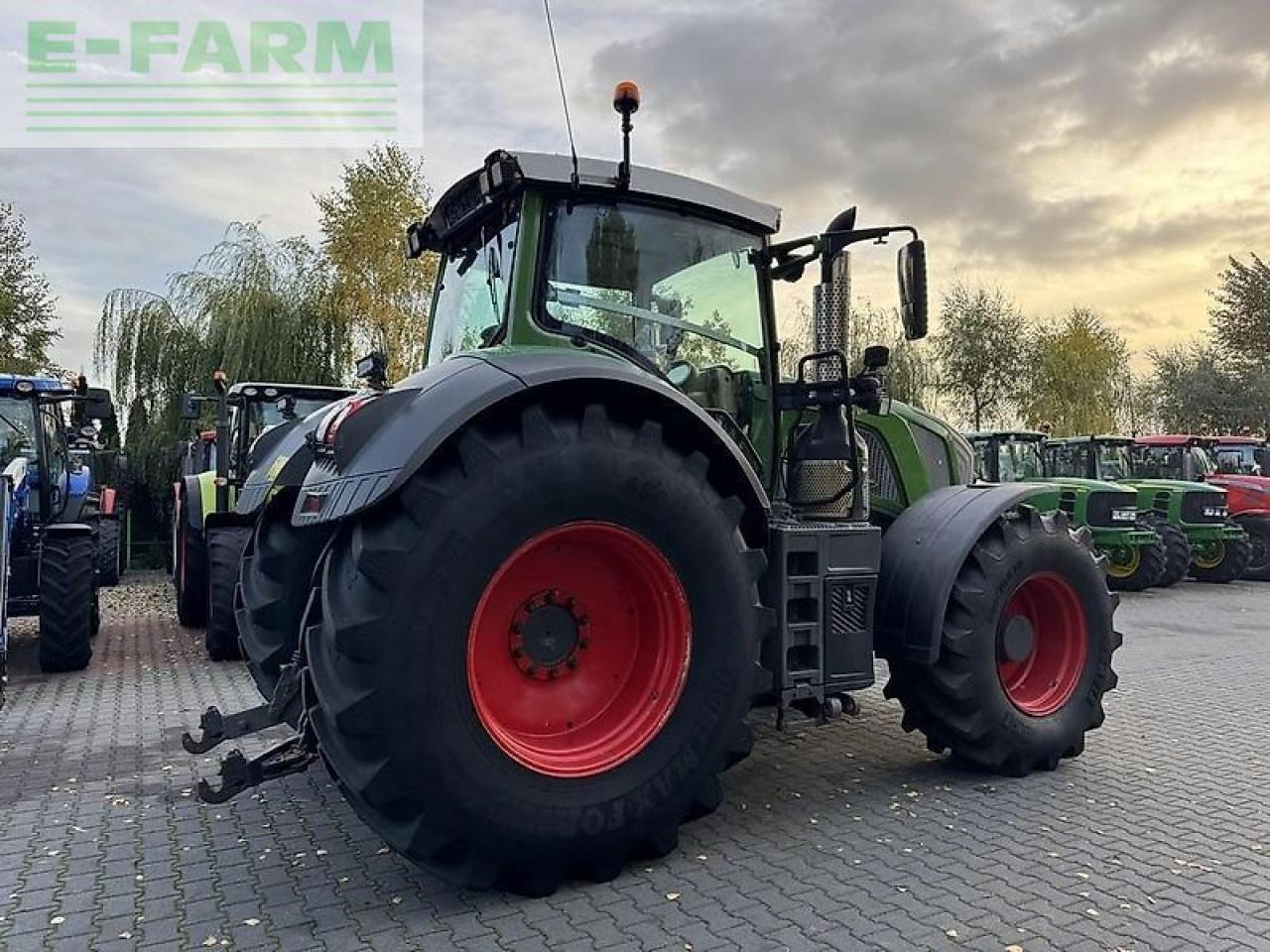 Fendt 828 vario profi+ plus nature green / wom / gps navi rtk trimble / tms ProfiPlus - Traktor: bild 5 Fendt 828 vario profi+ plus nature green / wom / gps navi rtk trimble / tms ProfiPlus - Traktor: bild 5