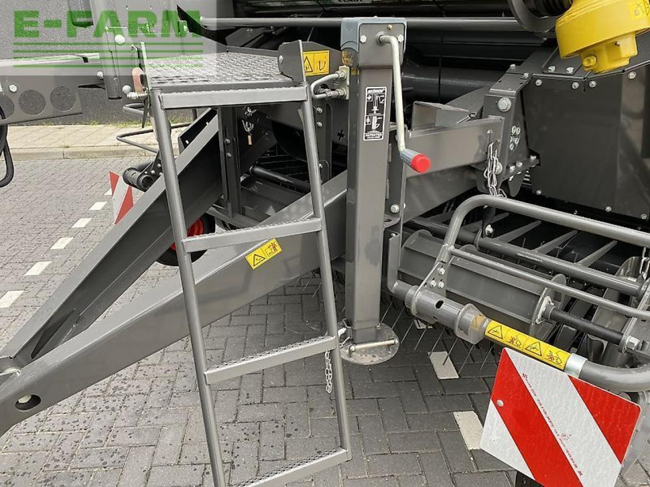 Fendt rotana 130f xtra - Fyrkantspress: bild 3 Fendt rotana 130f xtra - Fyrkantspress: bild 3